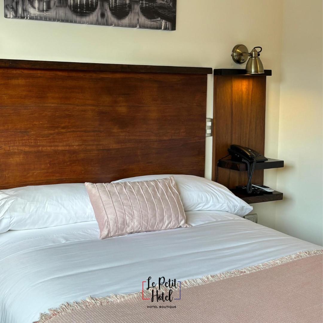 Hotel Le Petit Concepción Chambre photo