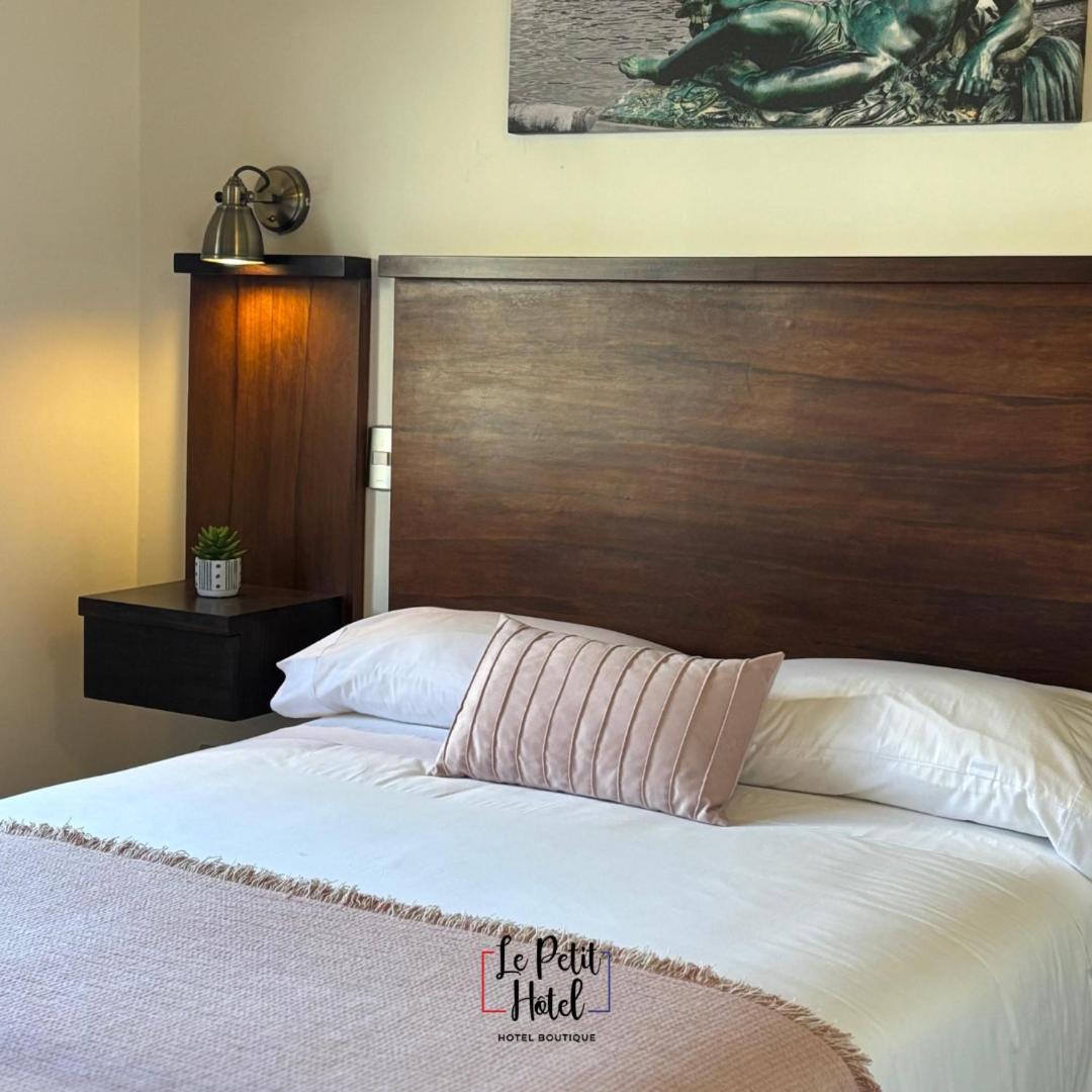 Hotel Le Petit Concepción Extérieur photo